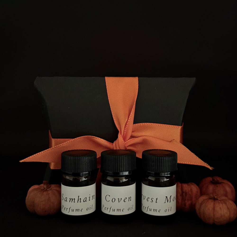 The Autumn & Samhain 25’ Mini Perfume Oil Discovery Set