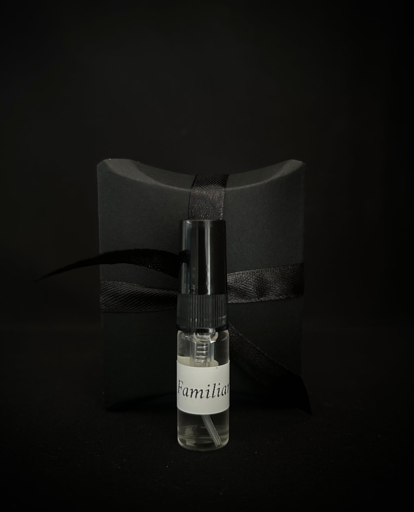 The Familiar IMP 4ml Lux Sample Size