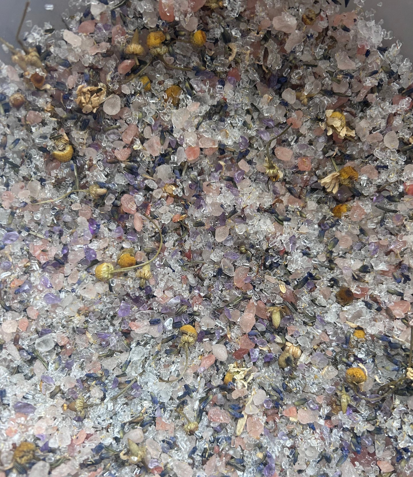 Ritual Salt Soak ‘Amethyst Mist’ 200g with lavender & Amethyst crystal